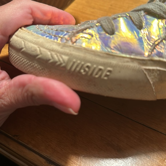 Great use condition GGDB-sly by golden goose metallic silver. Slight peeling - Picture 11 of 11